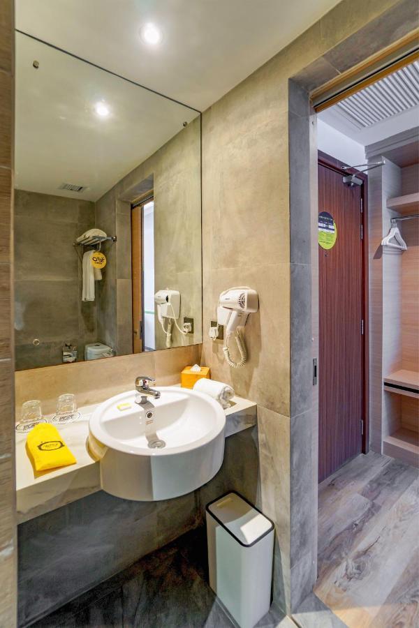 Yello Hotel Harbour Bay Нагоя Экстерьер фото
